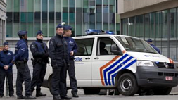 В Нидерландах полиция освободила трех заложников, удерживаемых в кафе