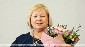 Александр Лукашенко поздравил Ирину Лепарскую с юбилеем