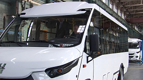 В Лиде выпустили первые 20 автобусов из отечественных комплектующих 