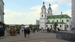 В Минске в  Верхнем городе продолжается летний музыкально-туристический сезон 
