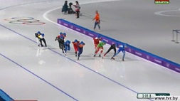 На конькобежном овале Каннына проходят масс-старты 
