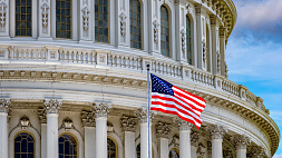 Сенат США принял законопроект о повышении потолка госдолга