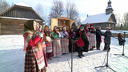 Как белорусы зазывают "дабрабыт" по народным традициям Щедрого вечера