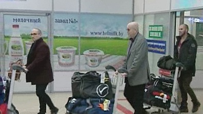 В Национальный аэропорт Минск продолжают прибывать участники Рождественского турнира