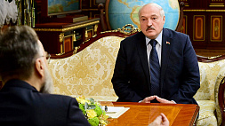 "Она должна созреть и лечь на сердце". Лукашенко о формировании государственной идеи