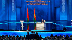 Лукашенко советует беглым возвращаться на родину