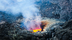 Крупнейший в мире действующий вулкан Мауна-Лоа посылает сигналы 
