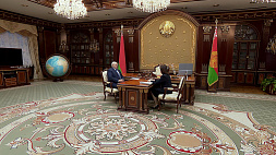 Лукашенко и Кочанова обсудили участие Совета Республики в предстоящей избирательной кампании