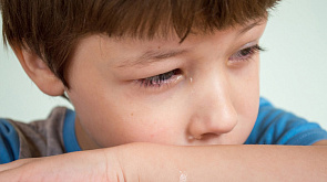 Почему важно не ругать детей за их слезы и злость?