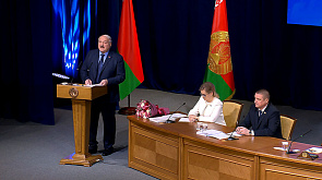 Президент Беларуси: В глубинке сельчане должны получать качественную замену стационарному магазину