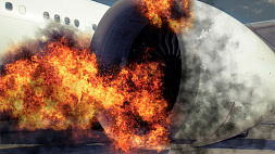 ЧП в Индии - в самолете загорелся двигатель