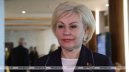О создании в Беларуси условий для совмещения карьеры и семейных обязанностей рассказала Костевич 