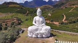 В бразильском штате Эспириту-Санту открыли 35-метровую статую Гаутамы Будды