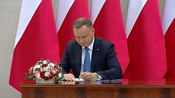 Скандальный закон подписал польский президент Дуда 