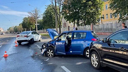 Авария на улице Якуба Коласа в Минске: один водитель доставлен в больницу