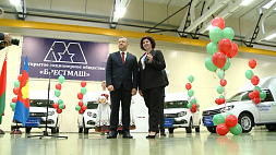 Специальные автомобили получили в подарок 5 территориальных центров соцобслуживания населения в Брестской области