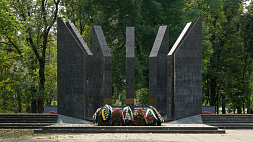 Жители Даугавпилса вновь попытаются спасти советские памятники