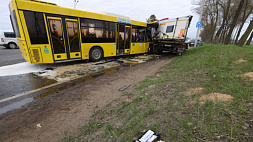Минздрав Беларуси: пострадавшие в ДТП на Смиловичском тракте пассажиры доставлены в 7 больниц Минска