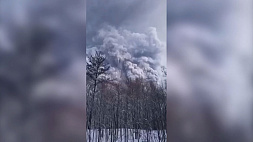 На Камчатке к извержению вулкана и пеплопаду добавилось землетрясение