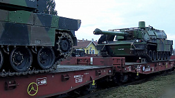 В Румынию прибыл очередной танковый эшелон из Франции