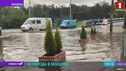 Шквалистый ветер и проливные дожди в Молдове оставили 43 населенных пункта без света 