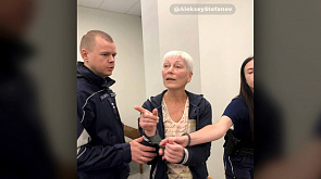 В Латвии активистку приговорили к трем годам тюрьмы за флаг России на ее окне 