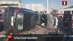 В Минске на улице Притыцкого перевернулись 2 авто - водители попали в больницу