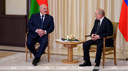 Лукашенко: "Миролюбивым" странам не удалось зажать Беларусь и Россию, чтобы оттуда сбежали лучшие умы