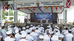 США проводят учения ВМС на Филиппинах