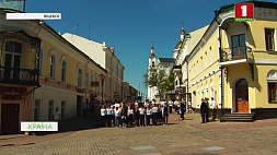В Витебске торжественно открыли мемориальную доску в честь Семена Крылова