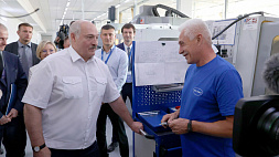 Лукашенко: Деньги надо вкладывать в те направления, где у нас есть компетенции